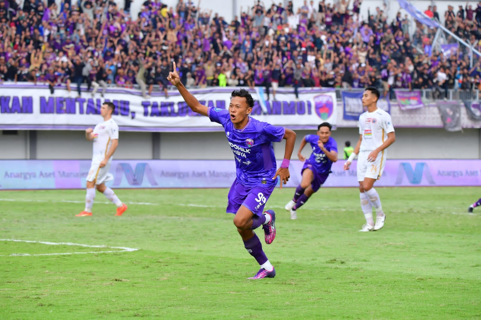 Persija Telan Kekalahan Perdana Saat Hadapi Persita
