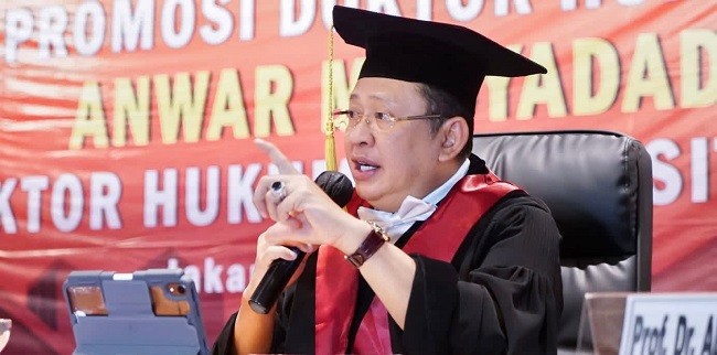Uji Sidang Terbuka Promosi Doktor Hukum Universitas Borobudur, Ketua MPR RI Dorong Sanksi Bagi Perusahaan Tidak Lakukan CSR