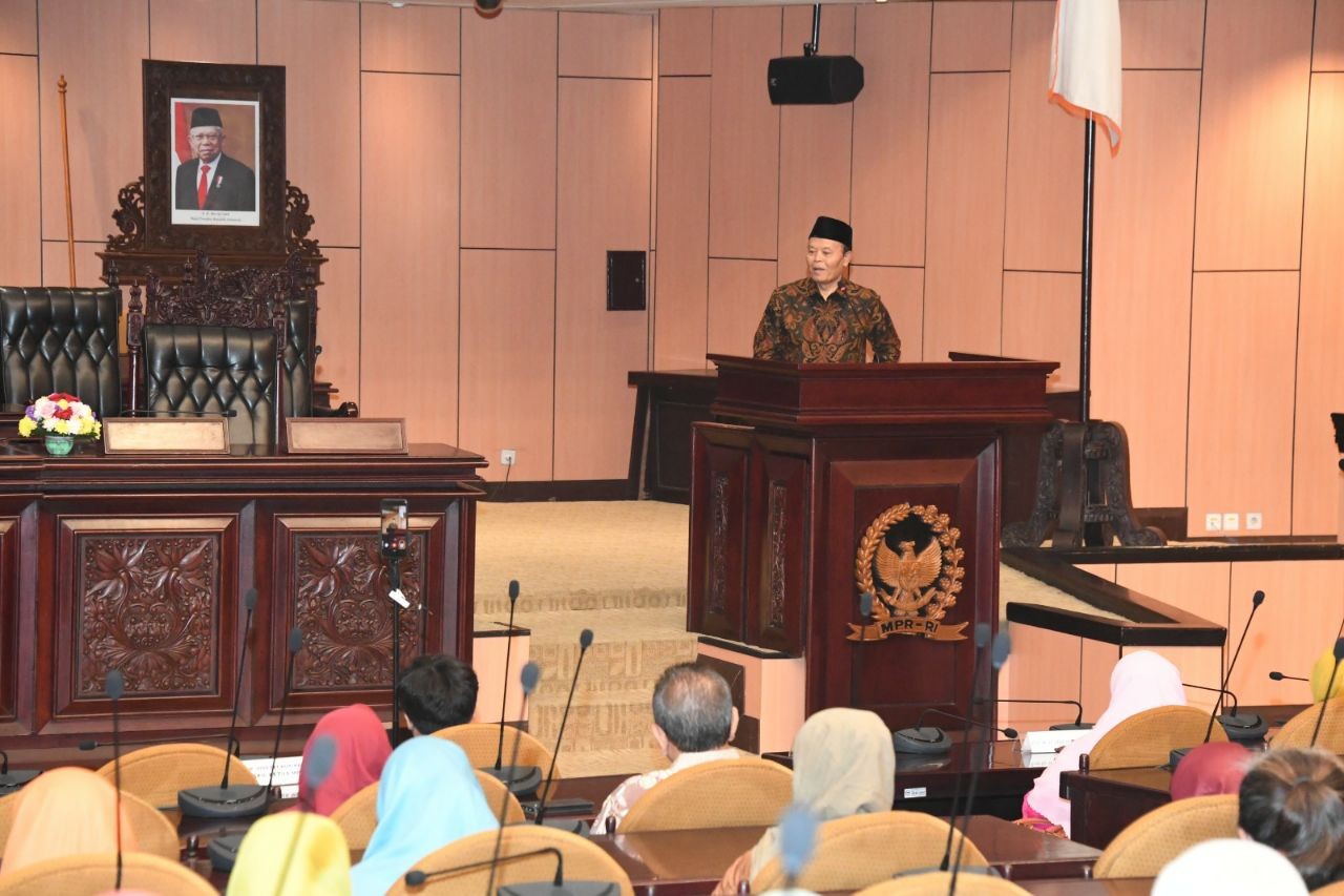 Dukung Kongres Keluarga Indonesia Ke-3, HNW: Pentingnya Bangun Keluarga Berkualitas