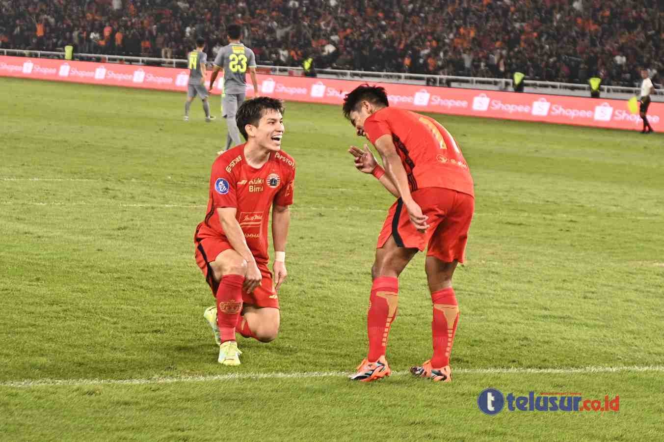 Diwarnai Kartu Merah, Persija Menang Tipis atas Persebaya