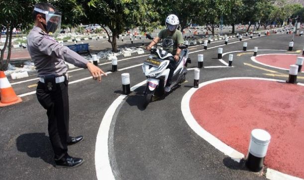 Mirip Latihan Sirkus, Polri Hapus Praktik Uji SIM Zig-zag