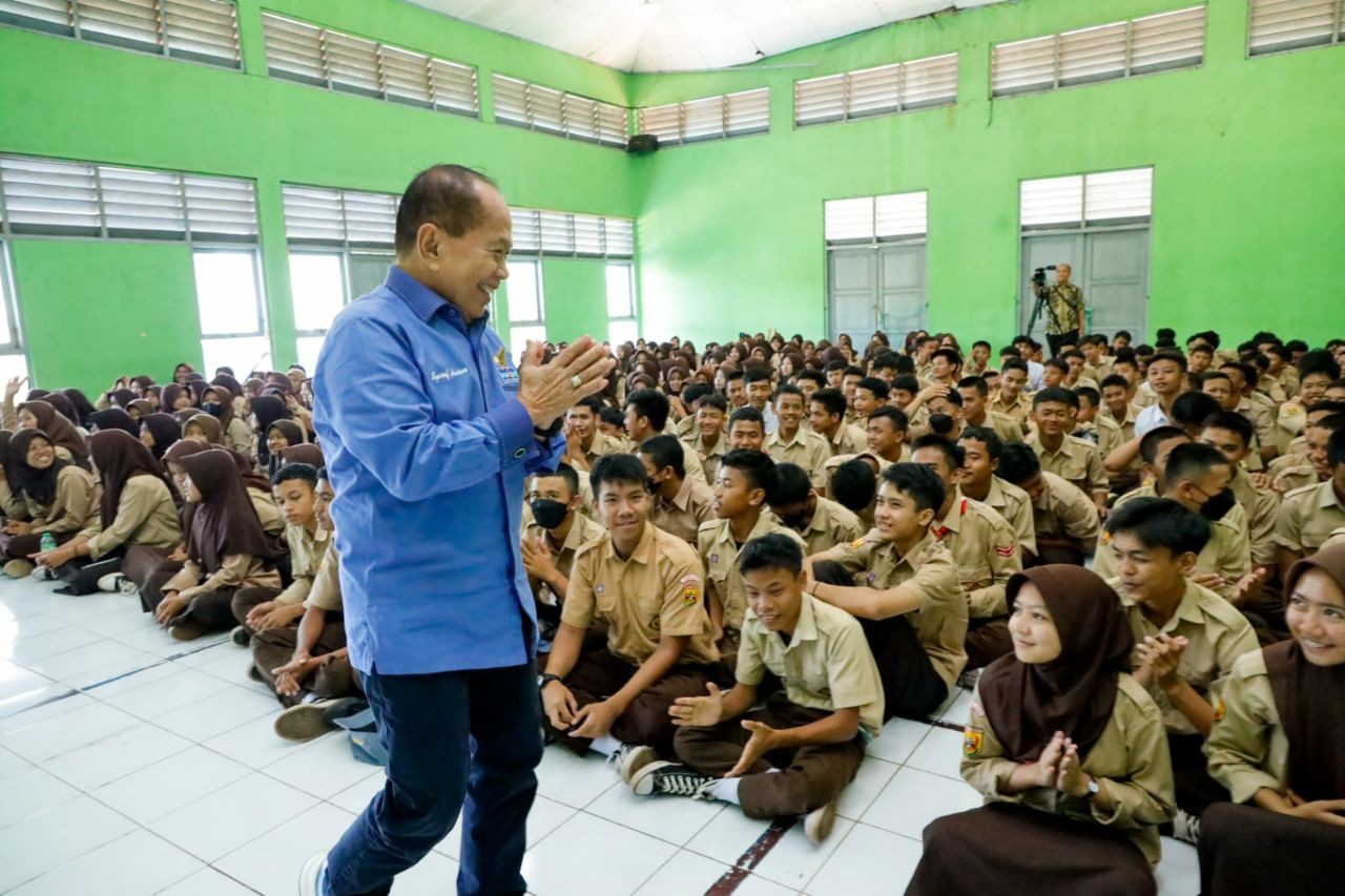 Beri Motivasi Pada Siswa SMKN PP Cianjur, Sjarifuddin Hasan: Beras Cianjur Rasanya Luar Biasa
