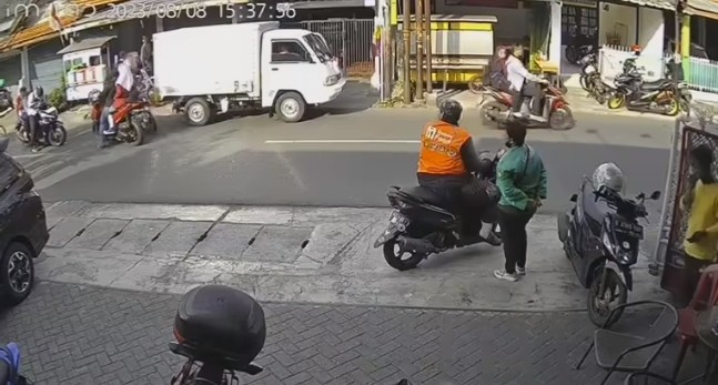 Polisi Buru Pelaku Penyiraman Air Keras ke Pelajar di Pisangan