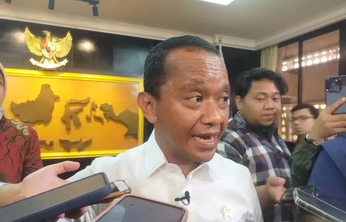 Ditantang Ganjar  Ekonomi Tumbuh 7 Persen, Bahlil Jawab Begini