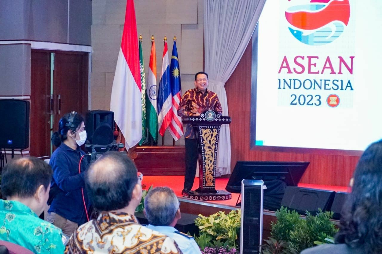 Ketua MPR RI Dukung Usulan Gubernur Lemhannas Dibentuknya Angkatan Ke-4 Siber