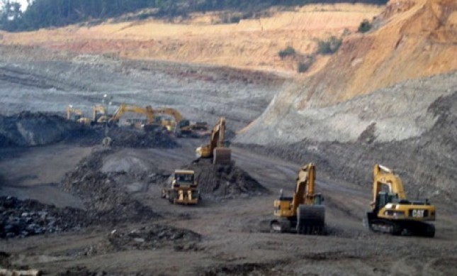 Kasus Pemalsuan Izin Tambang, ASN Kementerian ESDM dan Dirut PT Gunung Bara Diperiksa