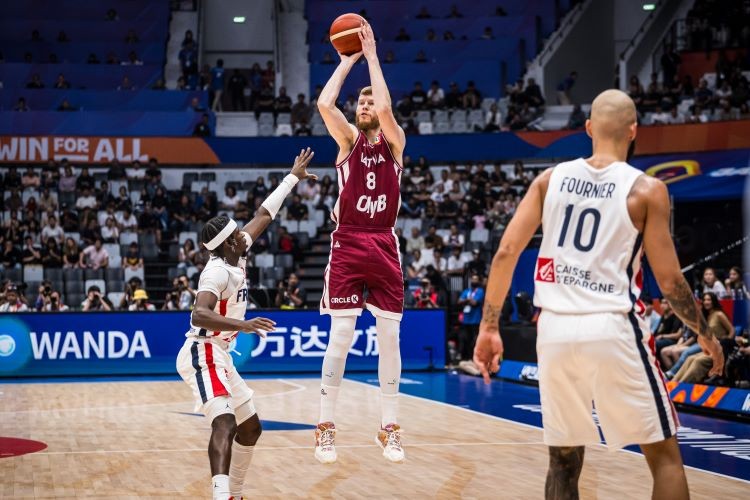 FIBA World Cup 2023, Latvia Kalahkan Prancis Secara Dramatis