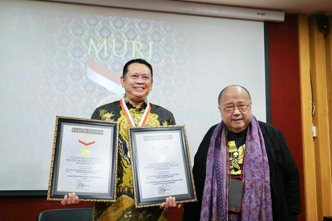 Ketua MPR RI Raih Dua Rekor MURI