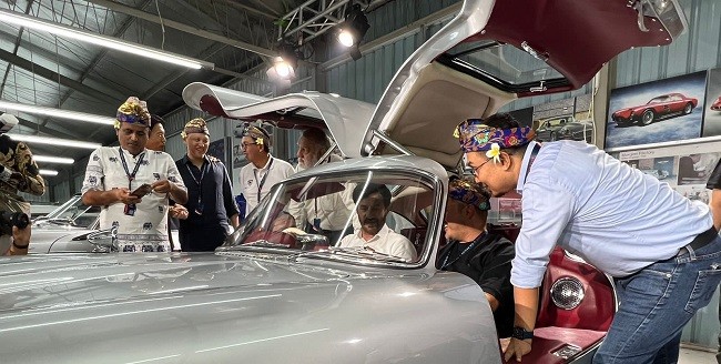 Bamsoet Ajak Delegasi Organisasi Otomotif Dunia FIA Region II Kunjungi Workshop Tuksedo Studio Bali Saksikan Mobil Ikonik Karya Anak Bangsa