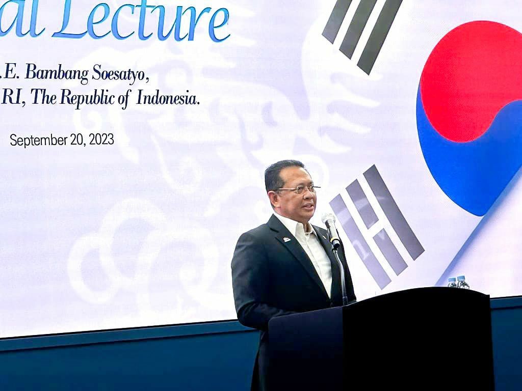 Ketua MPR RI Berikan Kuliah Umum Tantangan Masa Depan di Yeungnam University, Korsel