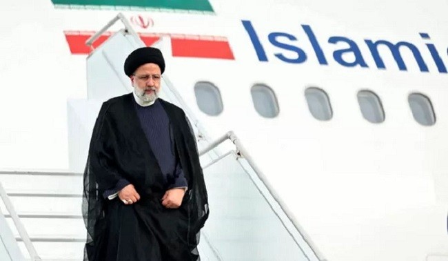 Presiden Raisi Bawa Pulang Ribuan Keping Artefak Sejarah Iran dari AS