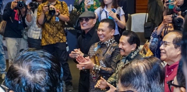 Bamsoet Apresiasi Peluncuran Buku "Luhut Binsar Pandjaitan di Mata Kita-kita