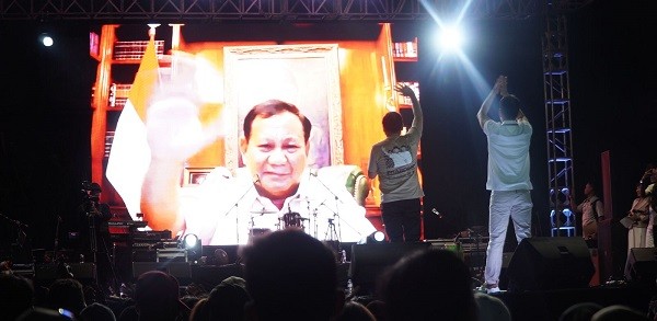 Suasana Pecah Saat Prabowo Sapa Anak Muda Jatim