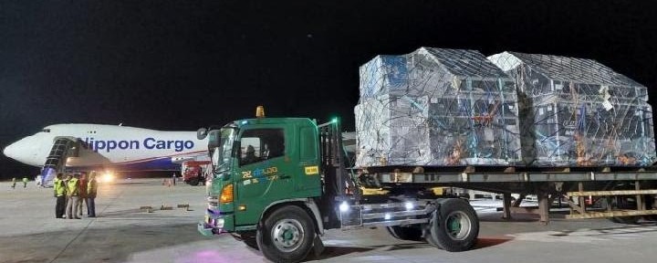 111 Ton Logistik MotoGP Mandalika Tiba di Bandara Lombok