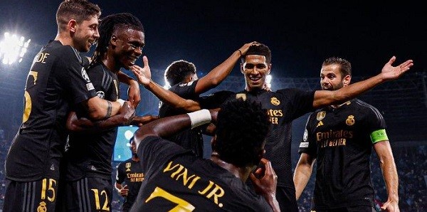 Bemain di Kandang Napoli, Real Madrid Bawa Pulang Tiga Poin 