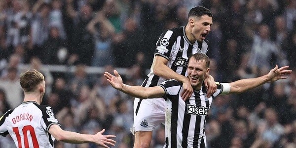 Newcastle United Bantai PSG  dengan Skor Telak 