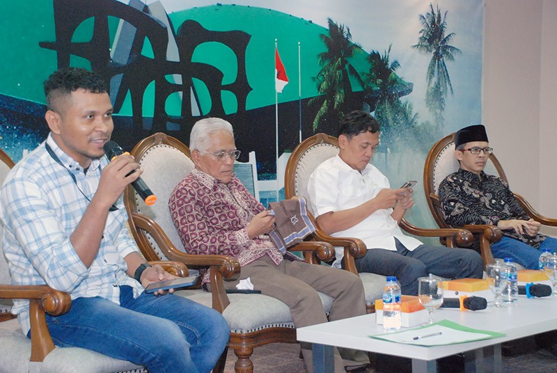 Dialektika Demokrasi dengan tema “Pendaftaran Capres-Cawapres Penanda Mulainya Pilpres 2024