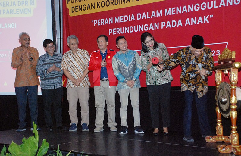  Forum Komunikasi dan Sosialisasi Kinerja DPR RI dengan Koordinatoriat Wartawan Parlemen (KWP)