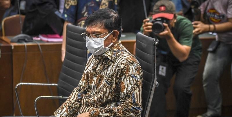 Bacakan Pleidoi, Johnny G Plate Minta Maaf Kepada Presiden
