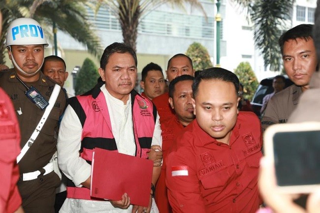 Kasus Korupsi BTS, Kejagung Tetapkan Anggota BPK Achsanul Qosasi Jadi Tersangka 