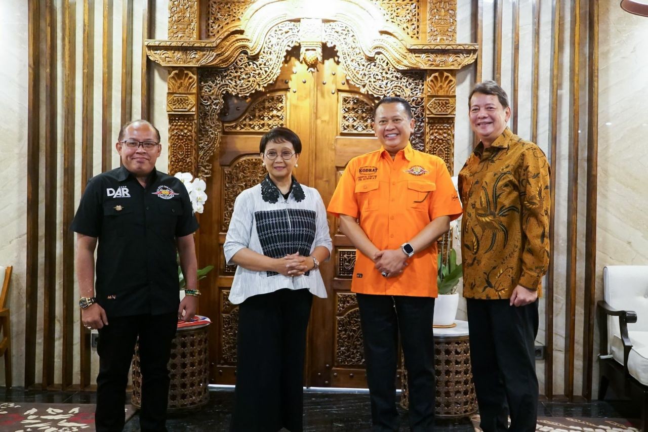 Bertemu Menlu, Ketua MPR RI Dorong Tarung Derajat Masuk Cabor Resmi Sea Games 2025 di Thailand