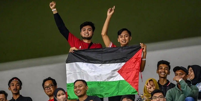 Erick Thohir Tegaskan FIFA Tidak Melarang Kibarkan Bendera Palestina 
