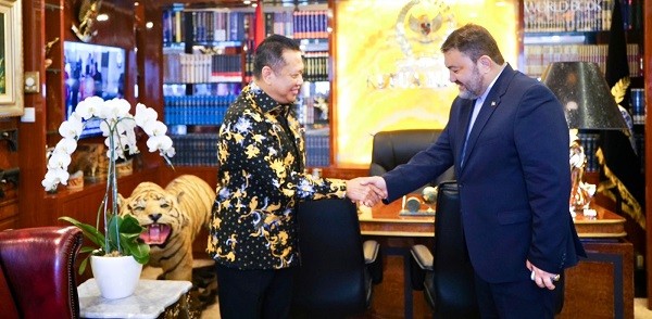 Terima Duta Besar Iran untuk Indonesia, Ketua MPR RI Sepakat Terus Perjuangkan Kemerdekaan Palestina