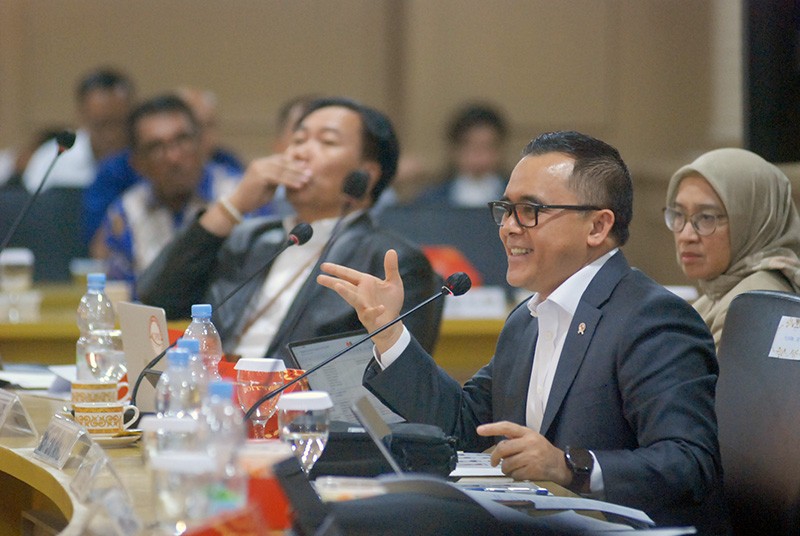 MenPANRB Raker Dengan Komite I DPD RI