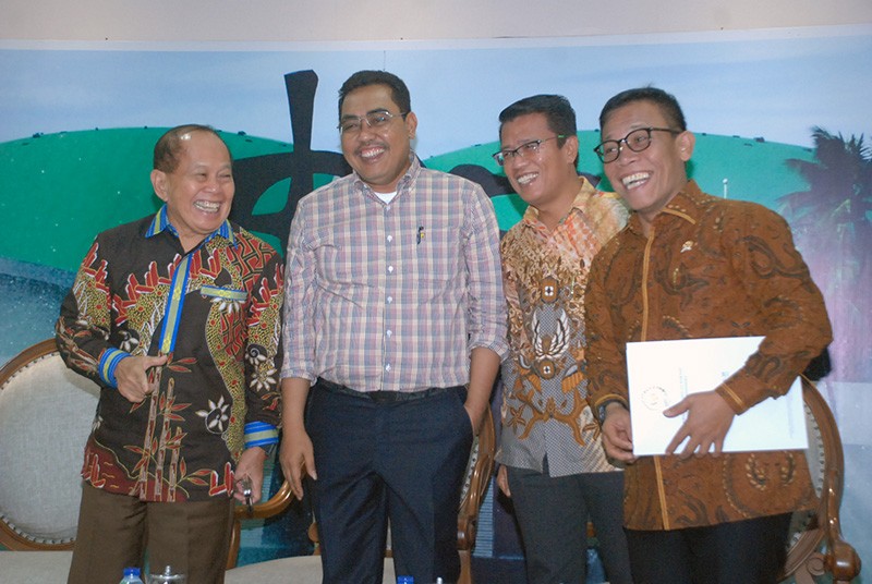 Dialektika Demokrasi dengan tema “Nomor Urut Pasangan Capres Telah Ditetapkan, Saatnya Menuju Kampanye dengan Damai"