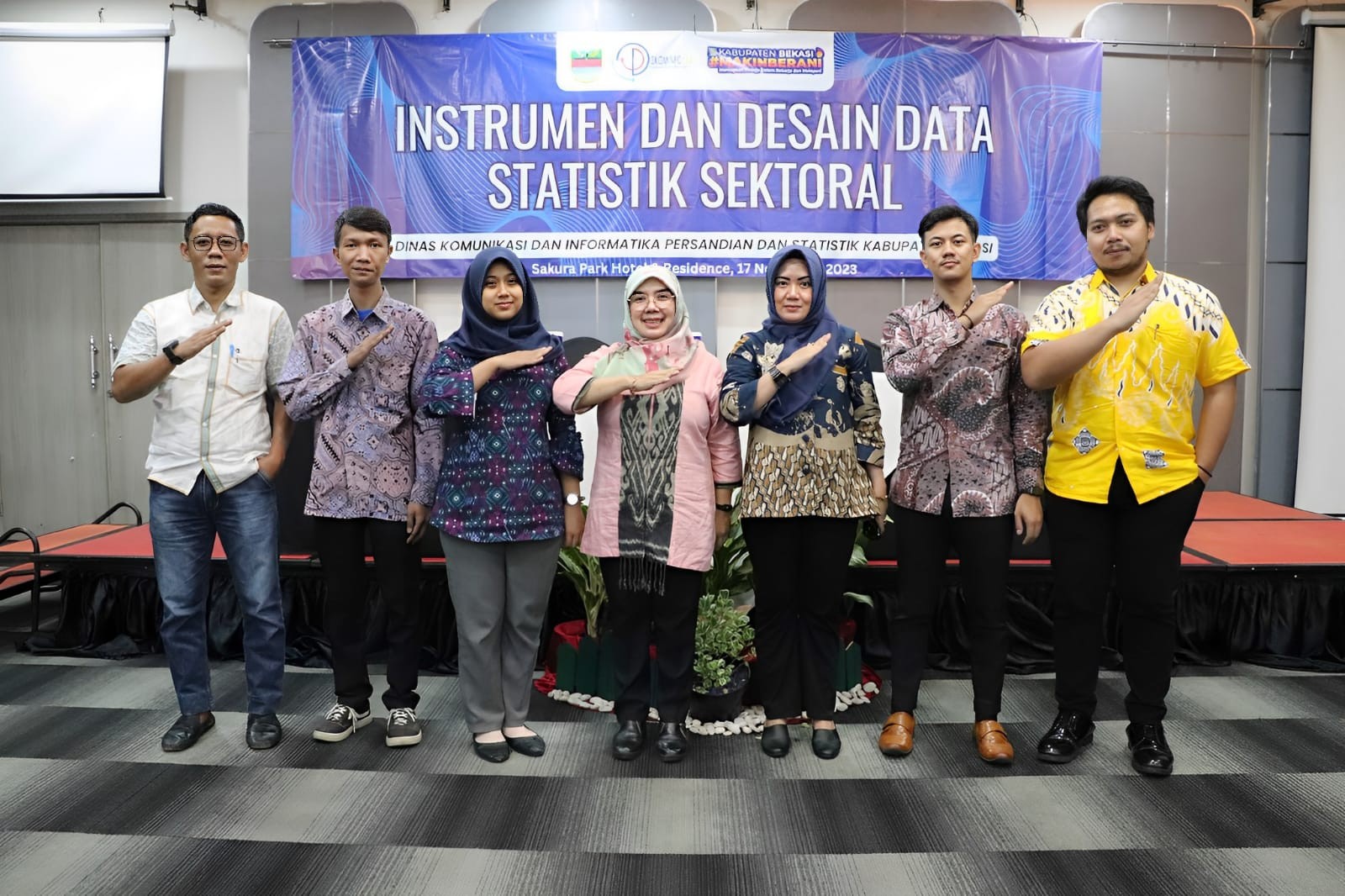 Diskominfosantik Kabupaten Bekasi Sosialisasikan Instrumen dan Desain Data Statistik Sektoral
