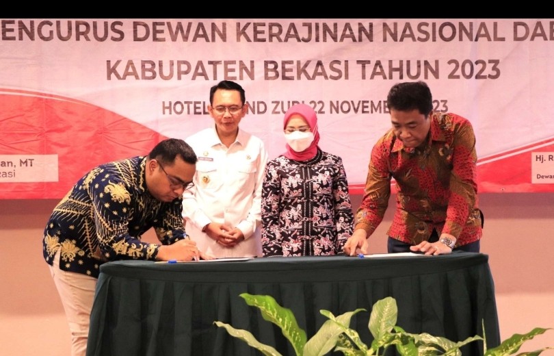 Produk Kerajinan Lokal Kabupaten Bekasi Tampil di Aeon Mall Deltamas