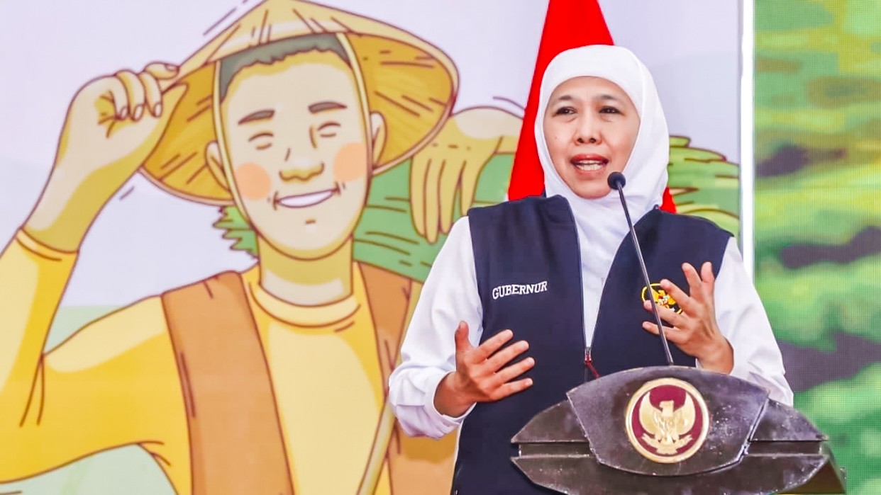 Khofifah: Terima Kasih Kerja Kerasnya Antarkan Produktivitas Padi Jatim Tertinggi Nasional Sejak 2020