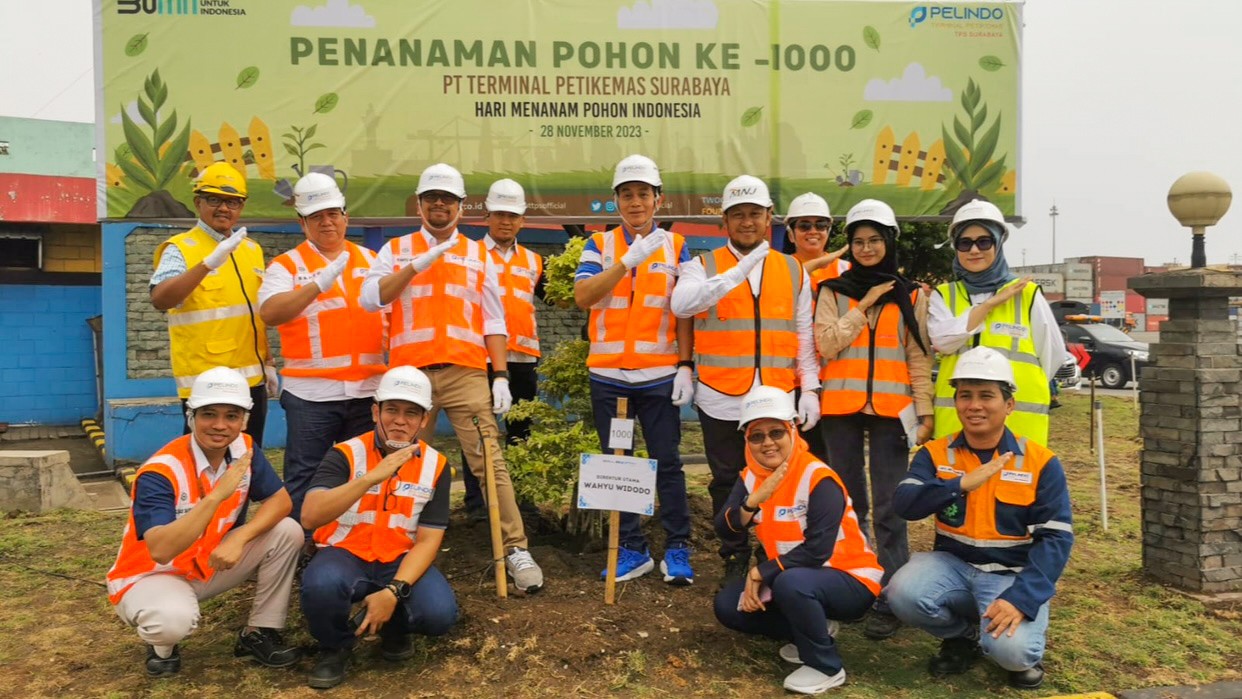 Peringati Hari Menanam Pohon Indonesia, TPS Tanam Pohon ke-1000