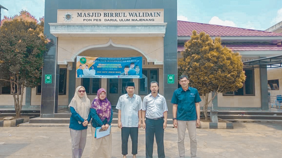 Pelindo Tanjung Intan Cilacap Salurkan Bantuan TJSL Tahap II 2023