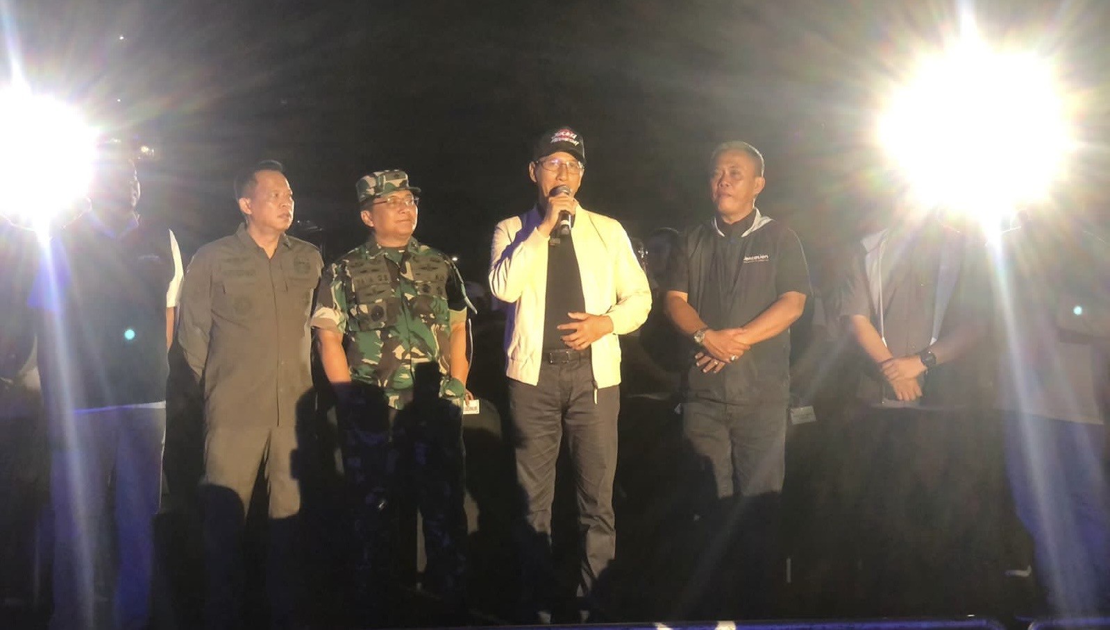 Hadiri Pawai Jakarnaval Malam Tahun Baru, Heru Budi: Jakarta Menuju Kota Global