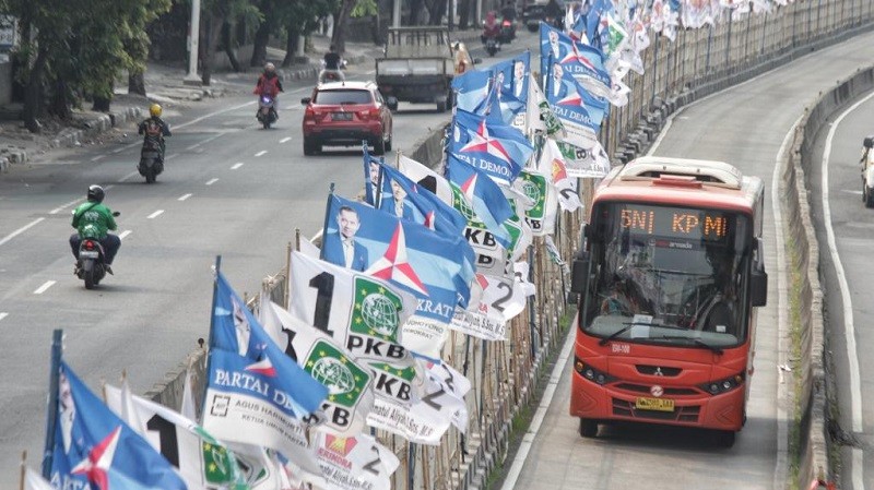 Satpol PP DKI Bakal Bersihkan APK Saat Masa Tenang Pemilu 2024