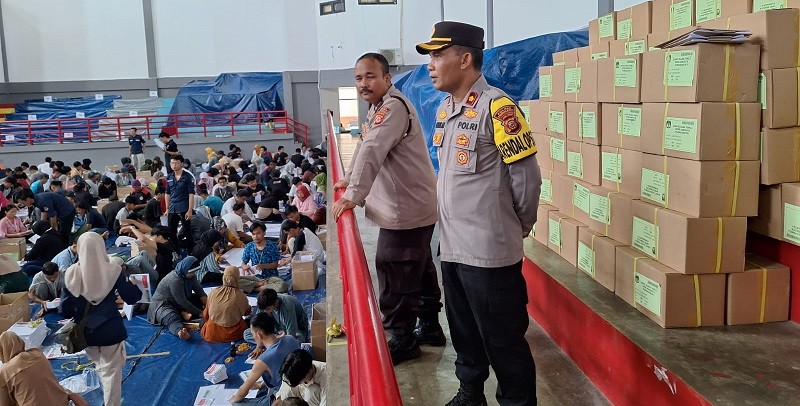 Polres Purwakarta Pastikan Kegiatan Sorlip Surat Suara Pemilu 2024 Berjalan Baik dan Aman