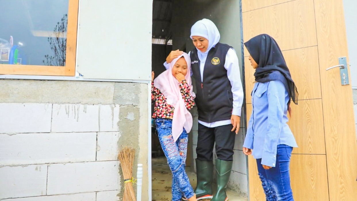 Gubernur Khofifah Resmikan 56 Huntara Relokasi Dampak Tanah Gerak di KIP Ponorogo