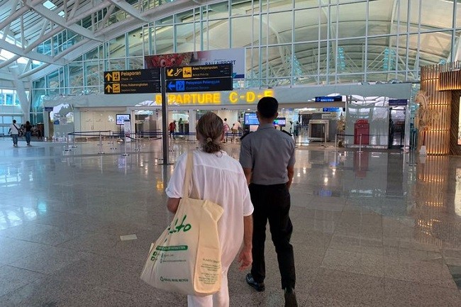 Jadi Pengemis di Ubud, Imigrasi Deportasi WNA Amerika