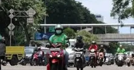 Mencekik Rakyat, Kenaikan Pajak Bermotor Jangan Dipaksakan