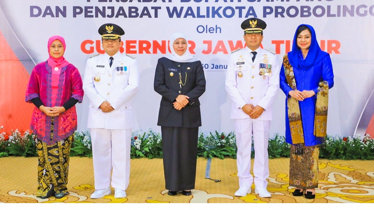 Lantik Pj Bupati Sampang dan Pj Walikota Probolinggo, Khofifah: Fokuskan pada 4 Klaster RB Berdampak