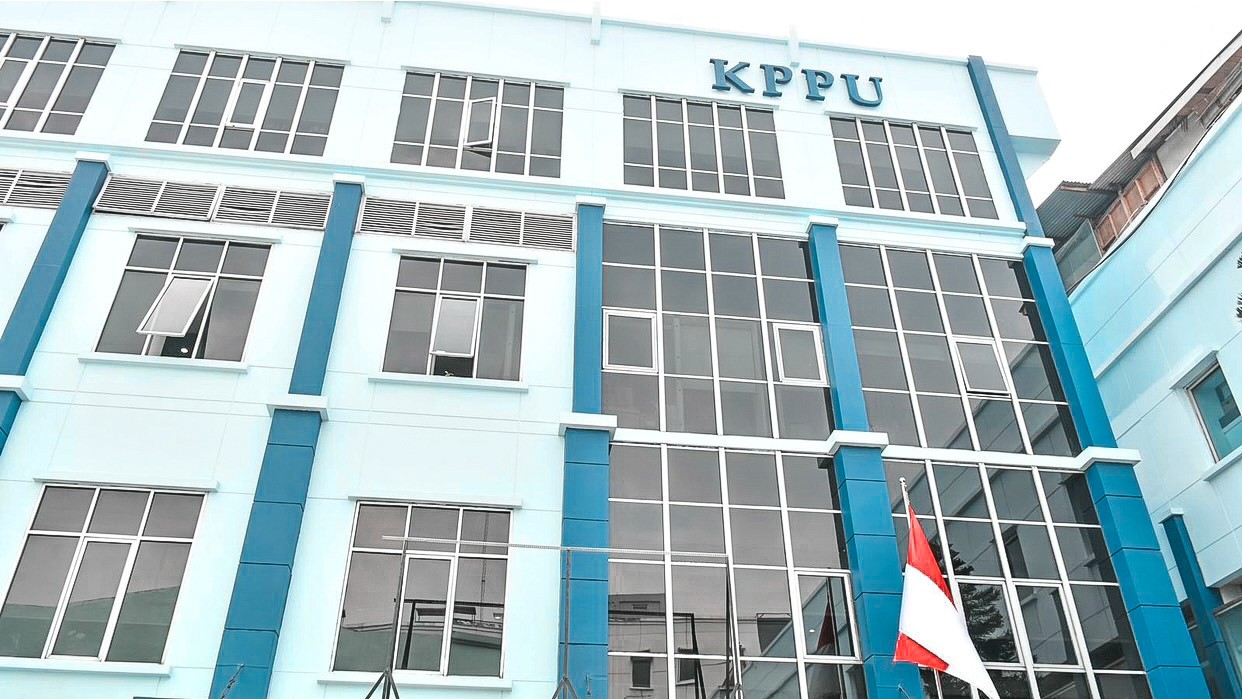 Pinjaman Mahasiswa Berbunga Tidak Sesuai UU, KPPU Bakal Panggil 4 Lembaga Pembiayaan Daring