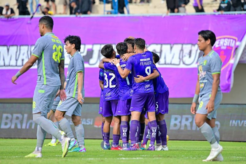 Hasil BRI Liga 1 2023/2024: Persita Ditahan Imbang Persebaya 1-1