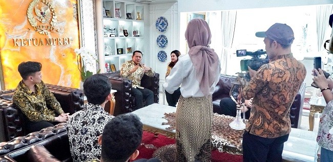 Ketua MPR RI Dorong Pengembangan Kendaraan Listrik 