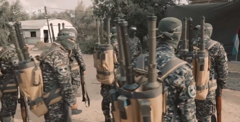 Wow...Brigade Al Qassam Hancurkan Tiga Tank dan Tewaskan 6 Tentara Israel