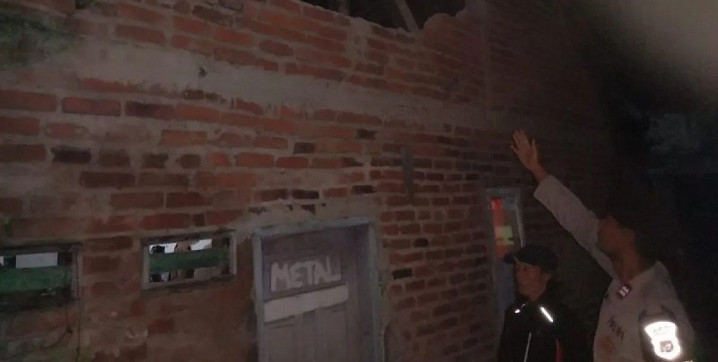 Puluhan RUmah Warga dan Fasilitas Umum di Garut Rusak Akibat Gempa