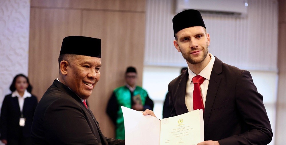 Resmi Jadi WNI, Ini Target dan Harapan Maarten Paes