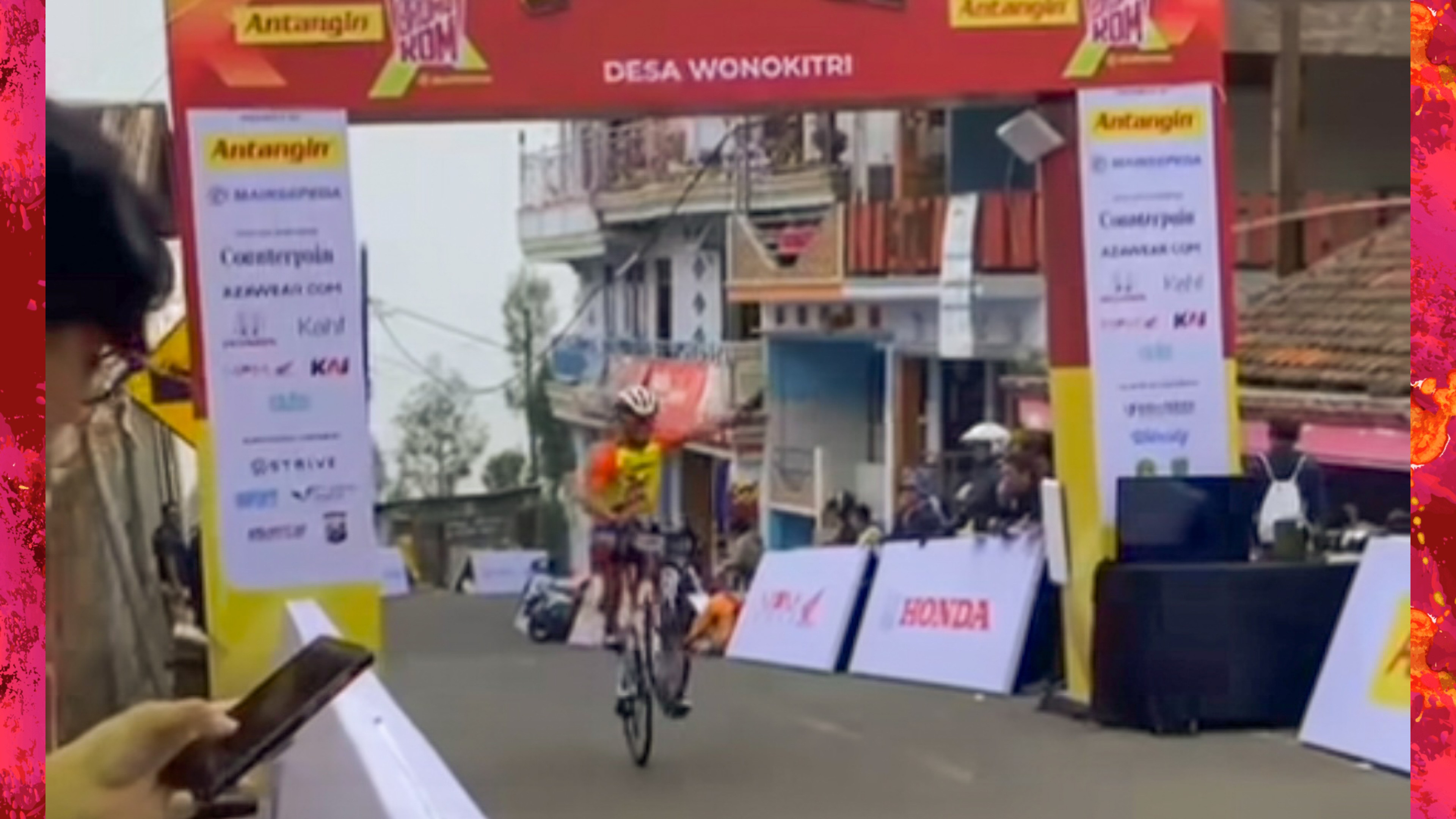 17 Negara dan 428 Komunitas Cyclist Taklukkan Antangin Bromo KOM X