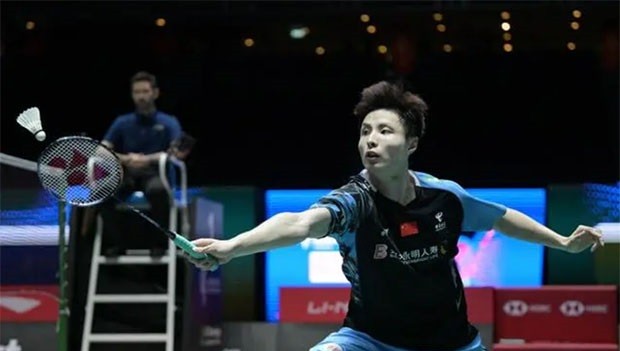 Ngeprank Li Shi Feng, Shi Yu Qi Raih Juara Singapura Open Sektor Tunggal