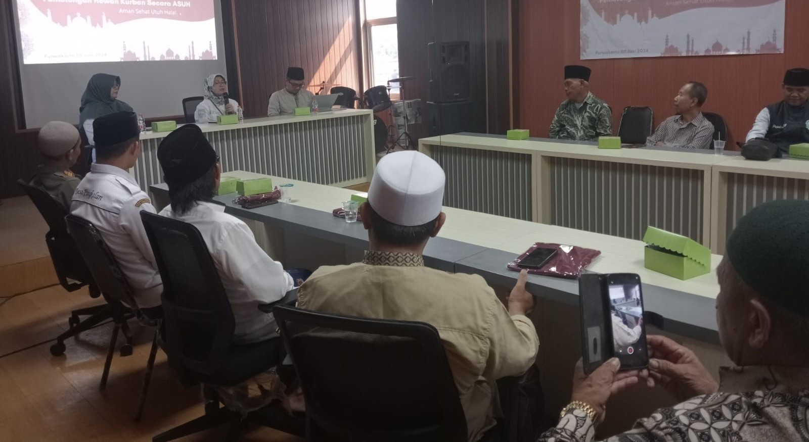 Gandeng MUI, Diskanak Purwakarta Gelar Sosialisasi Pemotongan Hewan Kurban yang ASUH